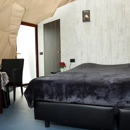 Costa Kabrita * Huijbergen